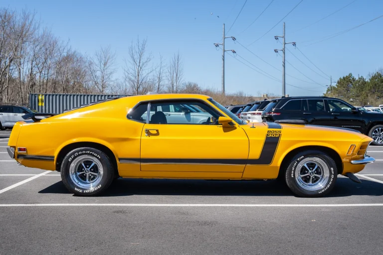Vehicle image 34