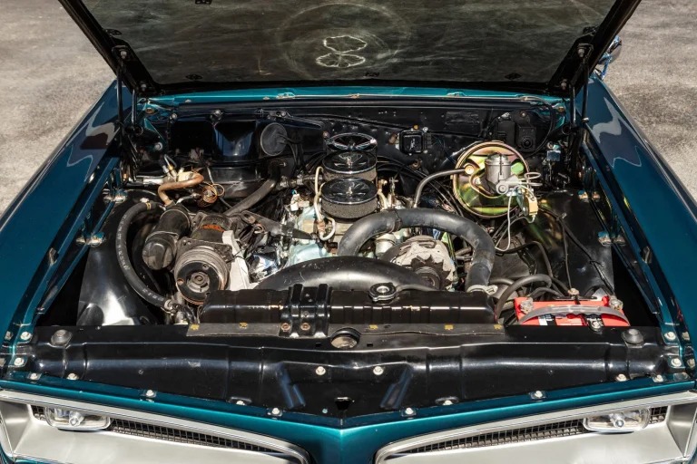 Vehicle image 363
