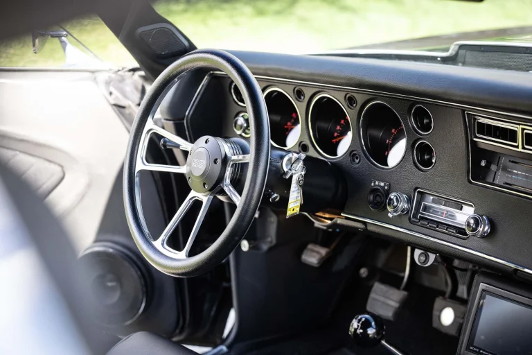 Vehicle image 313